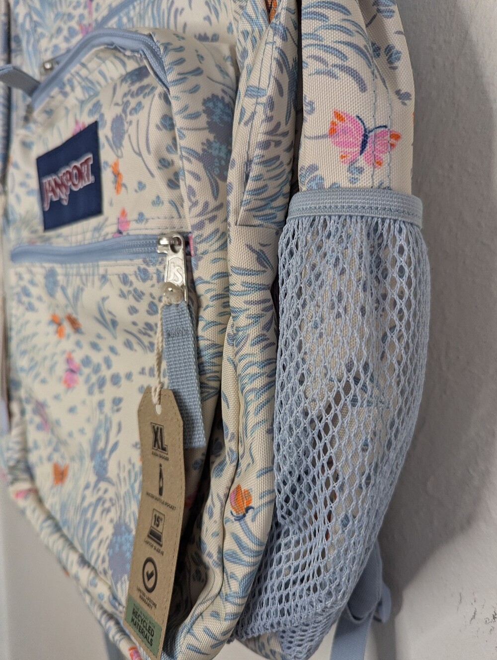 NWT Jansport Big Student Fluttering Fields Backpack - Picture 4 of 7